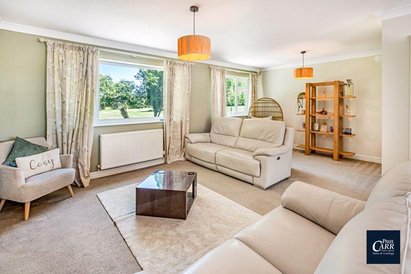 House in South Staffordshire, Great Wyrley - More