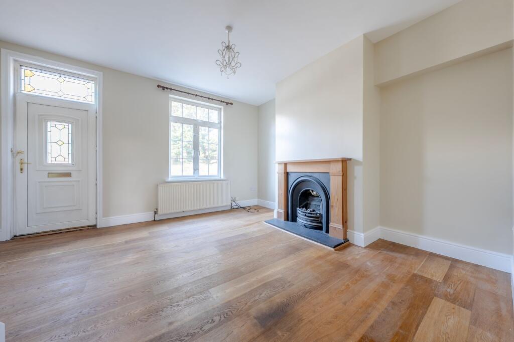 New Adel Lane, Leeds, LS16 photo 4
