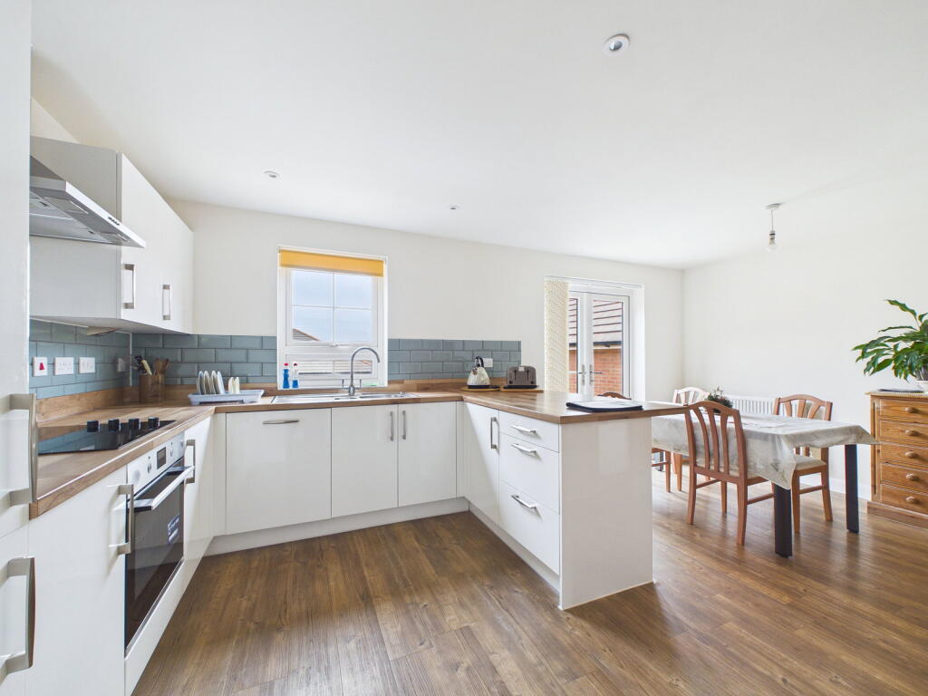 Dewberry Drive, Paignton photo 4
