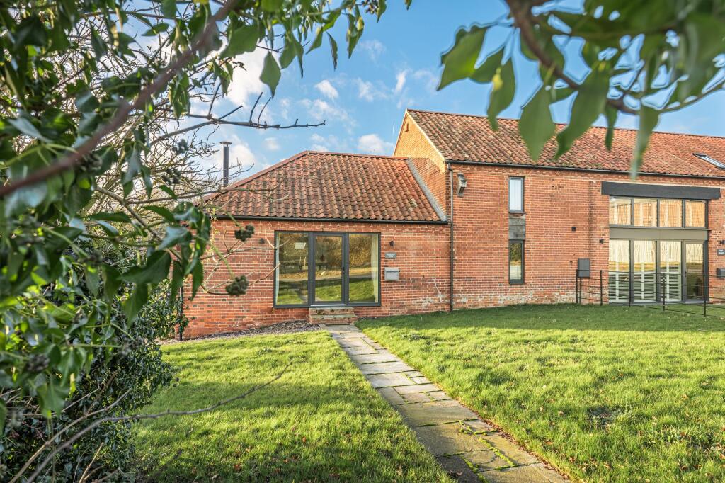 Main image of property: Chain Free in Little Snoring