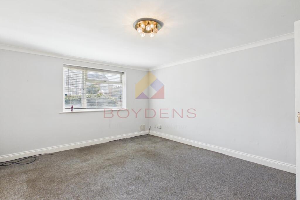 Apartment in Colchester, Essex - View 3