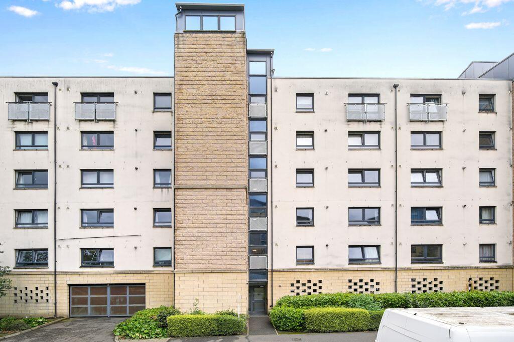 Main image of property: 9/4 Hawkhill Close, Leith, Edinburgh, EH7 6FG