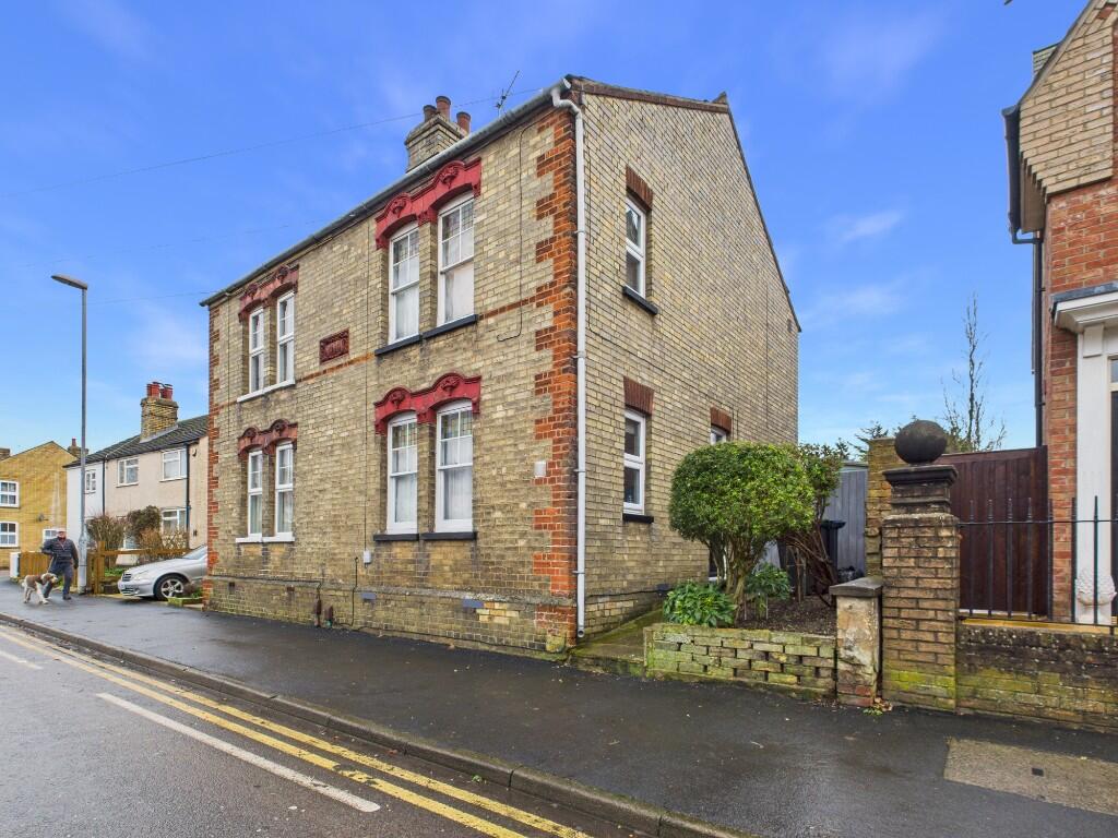 Main image of property: Cambridge Road, Ely, Cambridgeshire, CB7 4HX