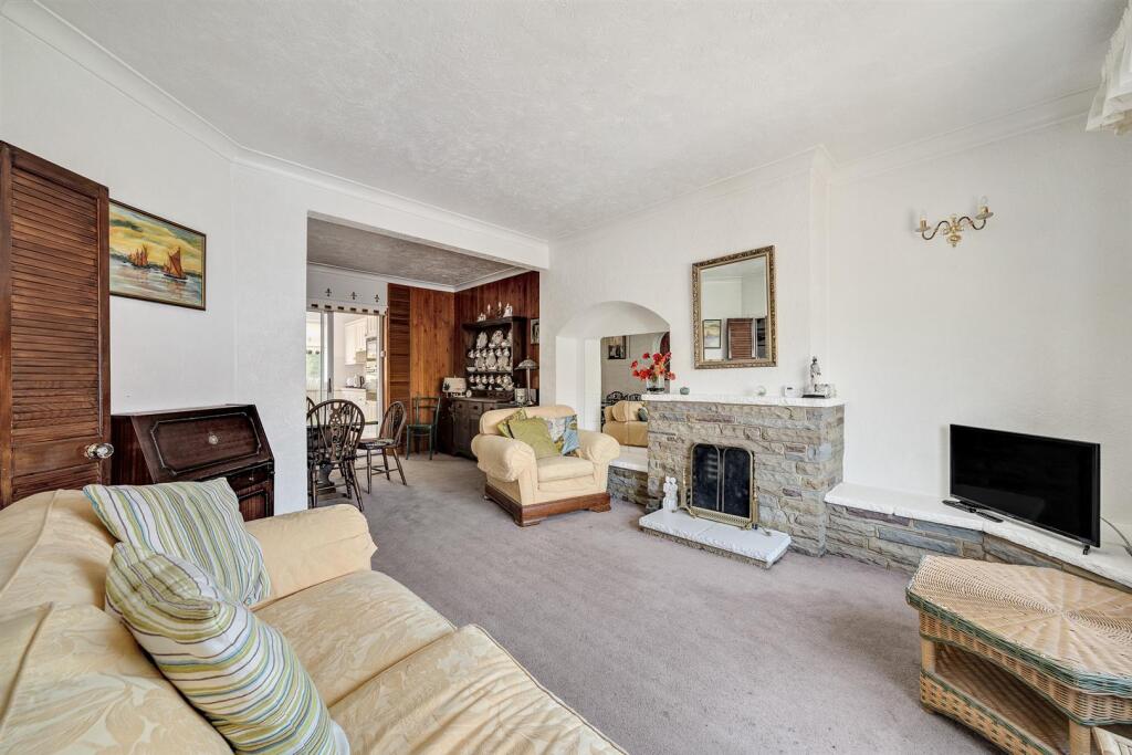 House in London - View 2