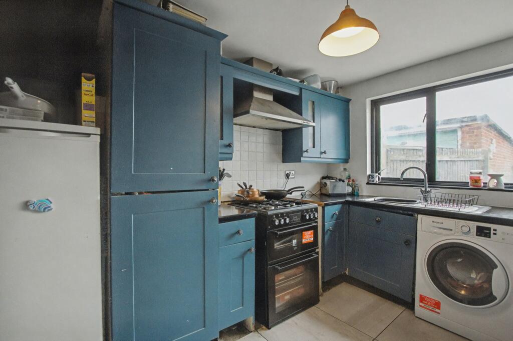 House in Cliffe, West Street - View 3