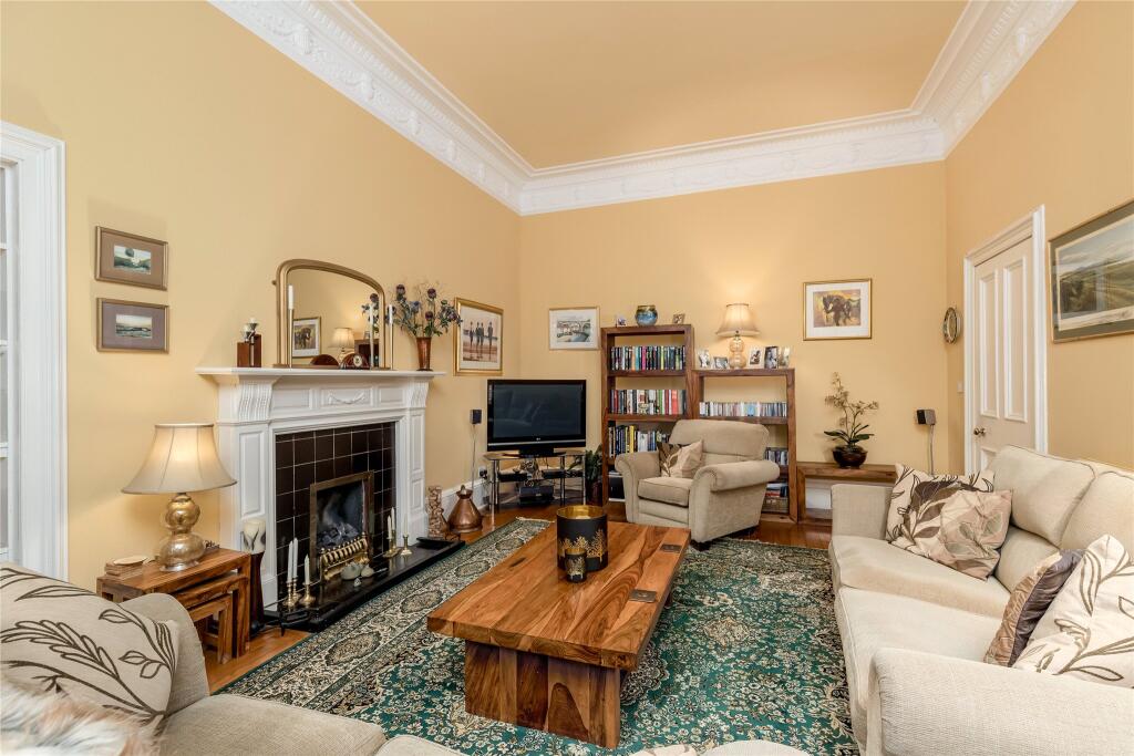 Apartment in Edinburgh - View 3