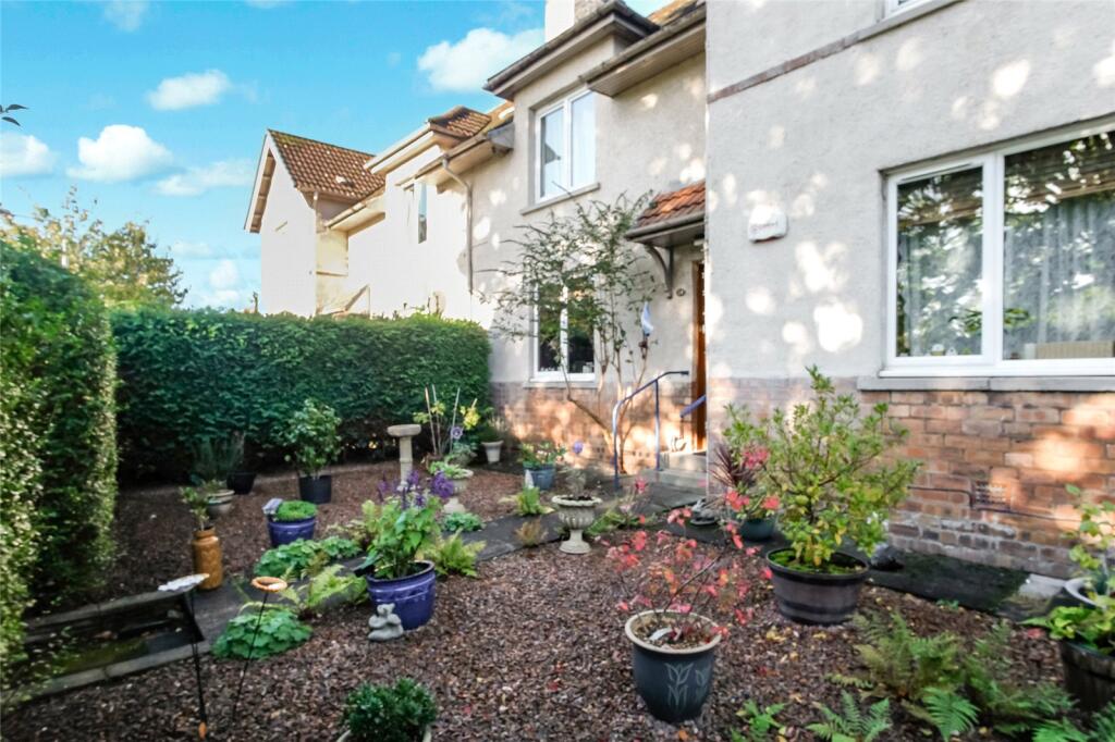 21 Adamson Avenue, KIRKCALDY, Fife, KY2 photo 2