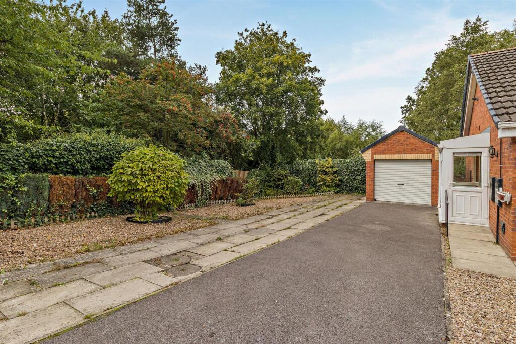 House in Sheffield - View 4