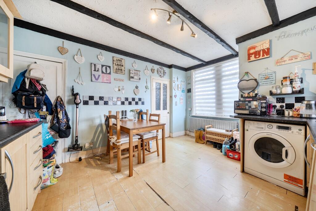 House in Dartford - More
