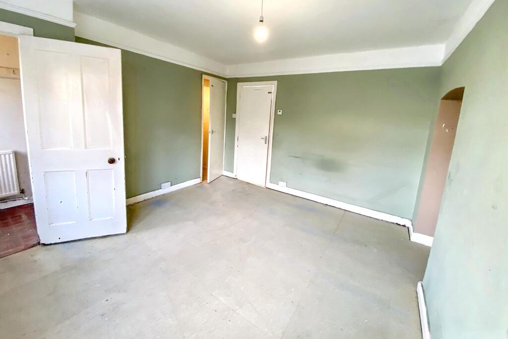 House in Swindon - View 4
