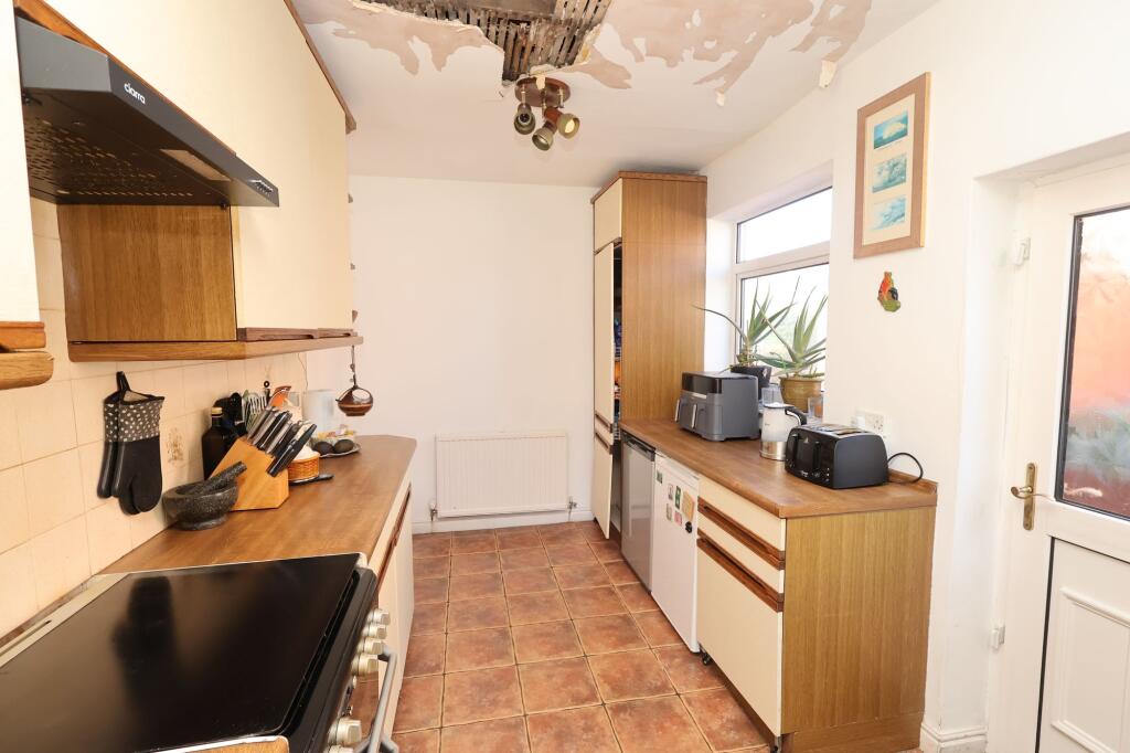 House in Trafford, Gorse Hill - More