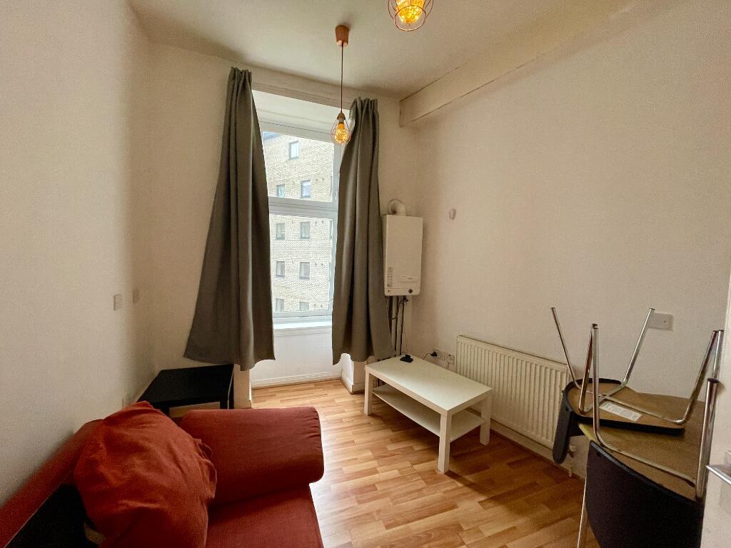 Apartment in Glasgow - View 5