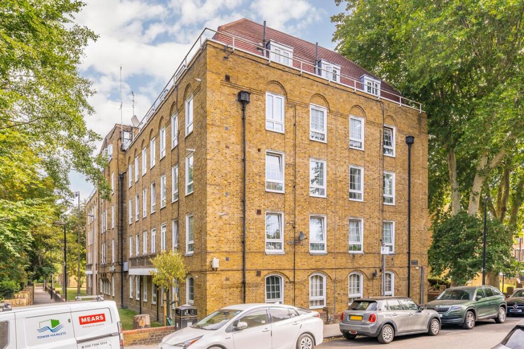 Main image of property: Green Bank, Wapping