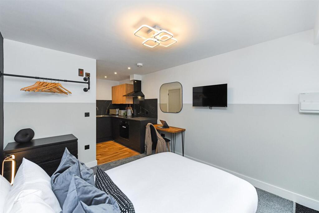 Main image of property: Leopold Street