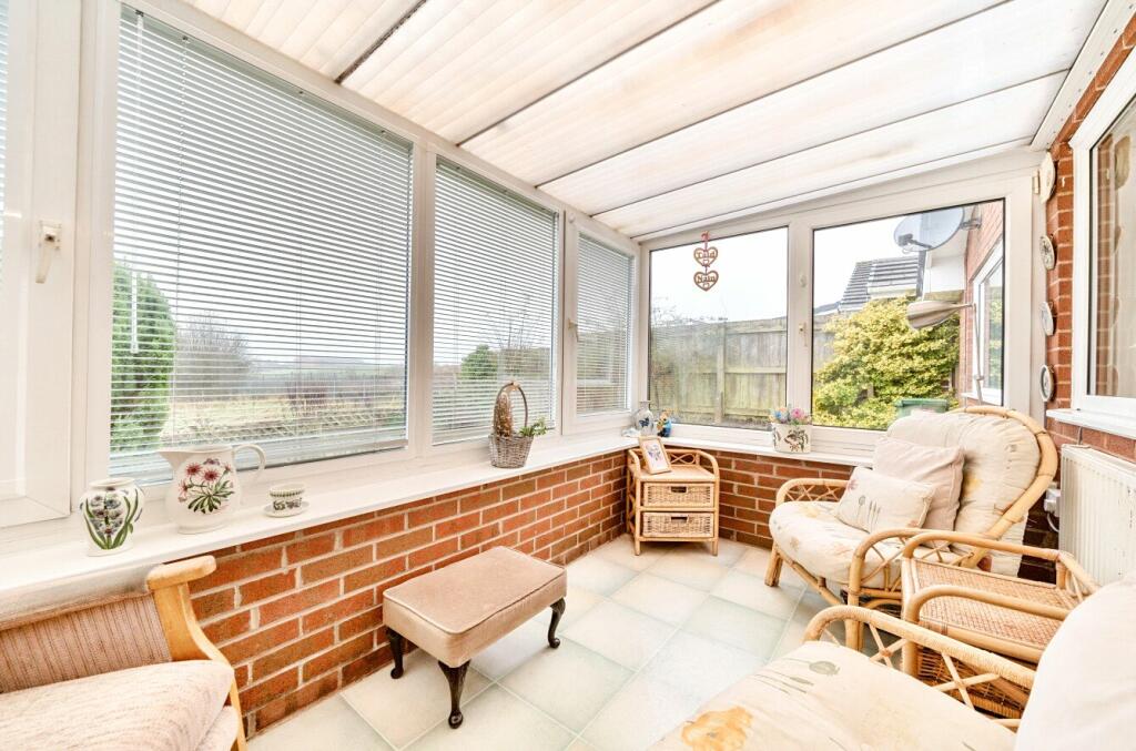 Holcombe Drive, Llandrindod Wells, Powys photo 4