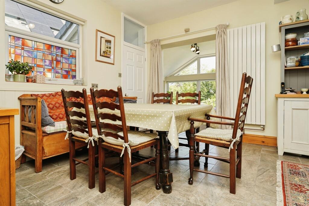 House in Malvern, Link Top - View 5