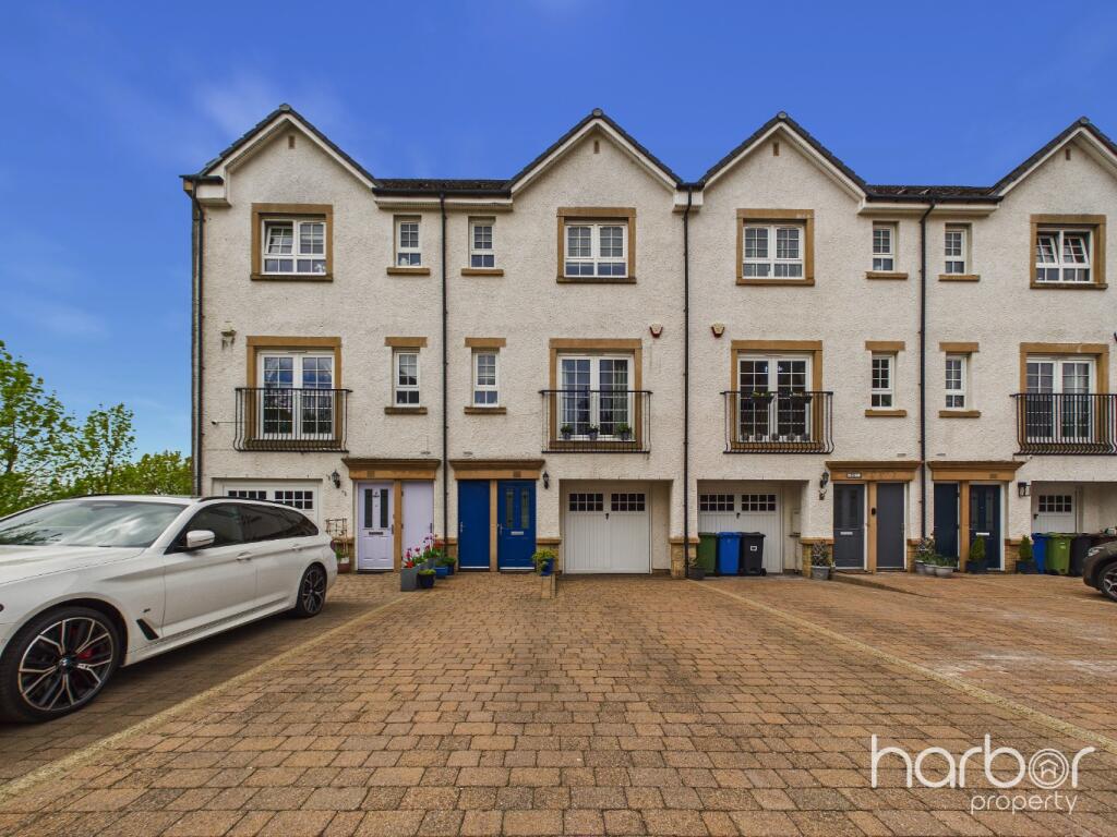 Main image of property: Parklands Oval, Crookston, Glasgow, City Of Glasgow, G53 7SZ