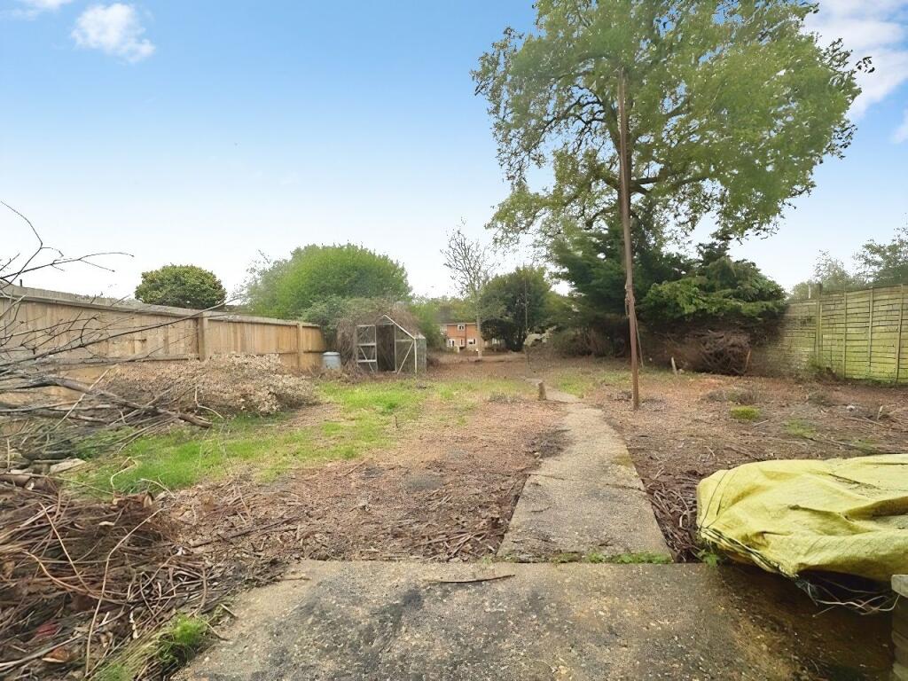 Main image of property: Langdown Road, Hythe, Southampton, SO45 6EX