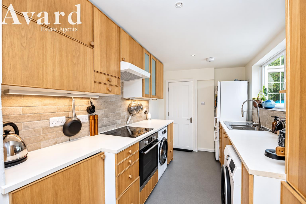 Apartment in Brighton - View 5
