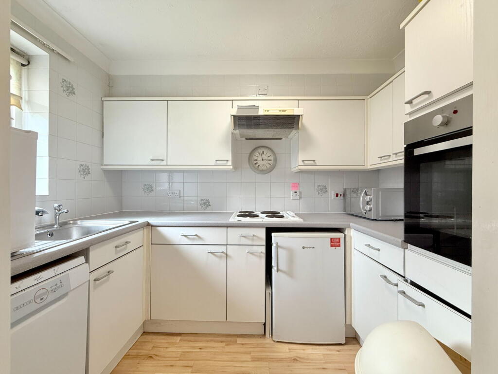 Additional image 6 of Barons Court, Old Lode Lane, Solihull