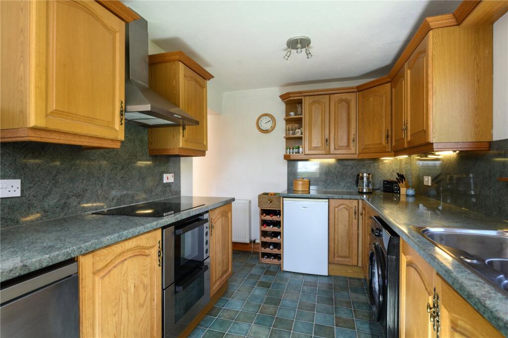 House in Perth - View 5