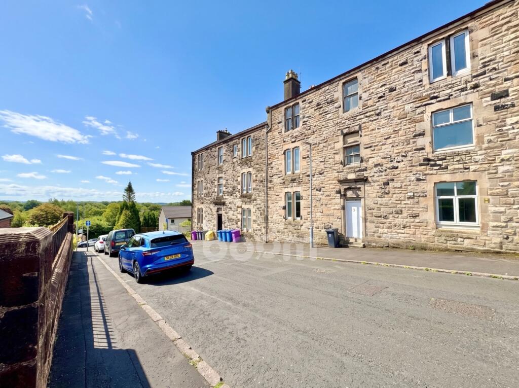 Main image of property: Avils Hill, Kilbirnie