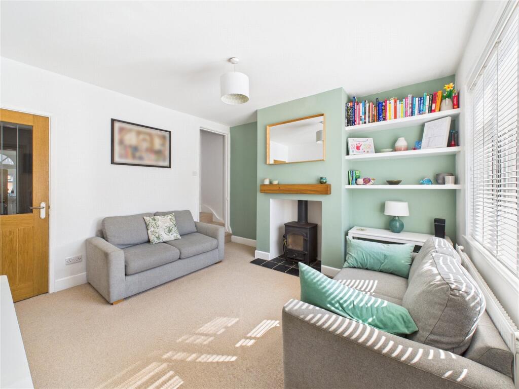 Stourbank Road, Christchurch, Dorset, BH23 photo 3