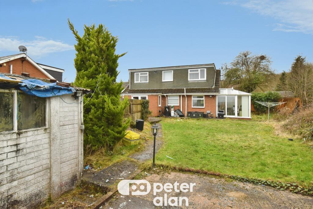 House in Merthyr Tydfil, Shirley Gardens, Heolgerrig - View 5