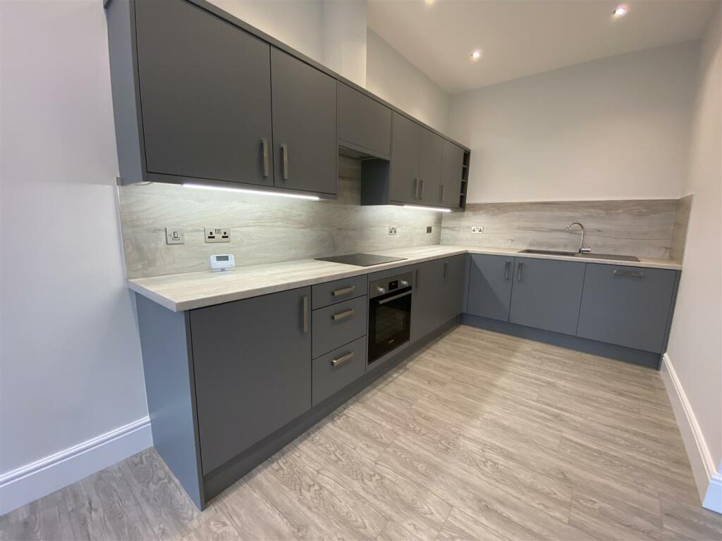 Chetwynd Court Stafford photo 2