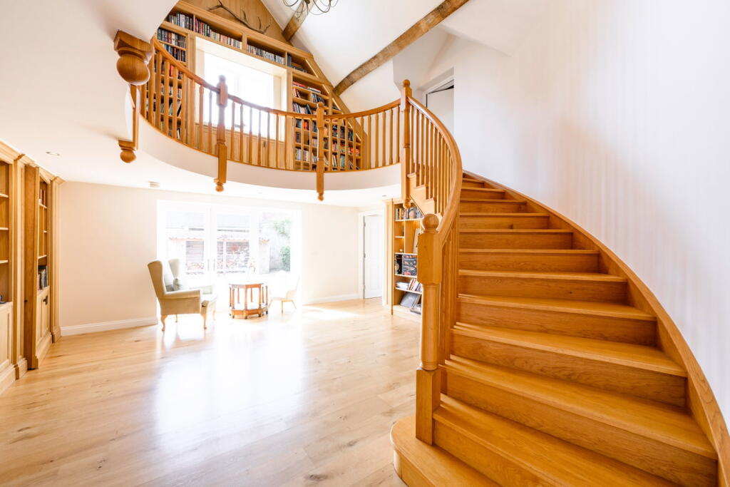 House in East Staffordshire, Kingstone - View 5