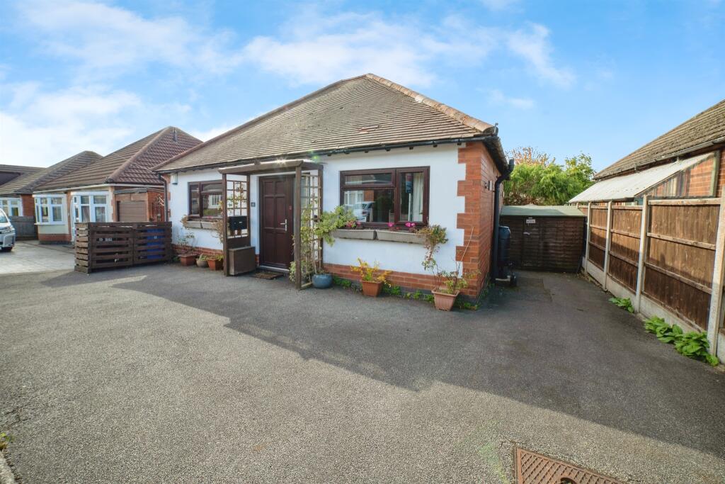 Main image of property: Welwyn Avenue, Allestree, Derby