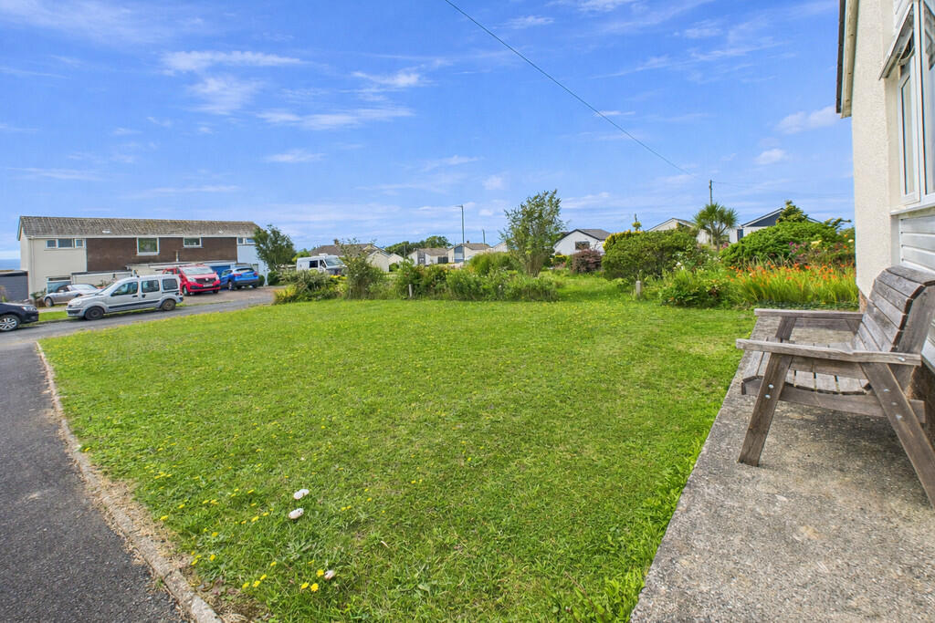 33, Trelawney Avenue, Poughill photo 4