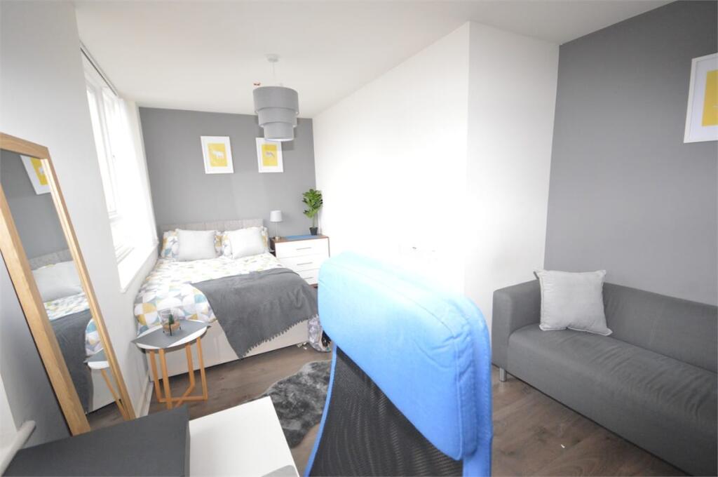 Apartment in Sunderland - View 4