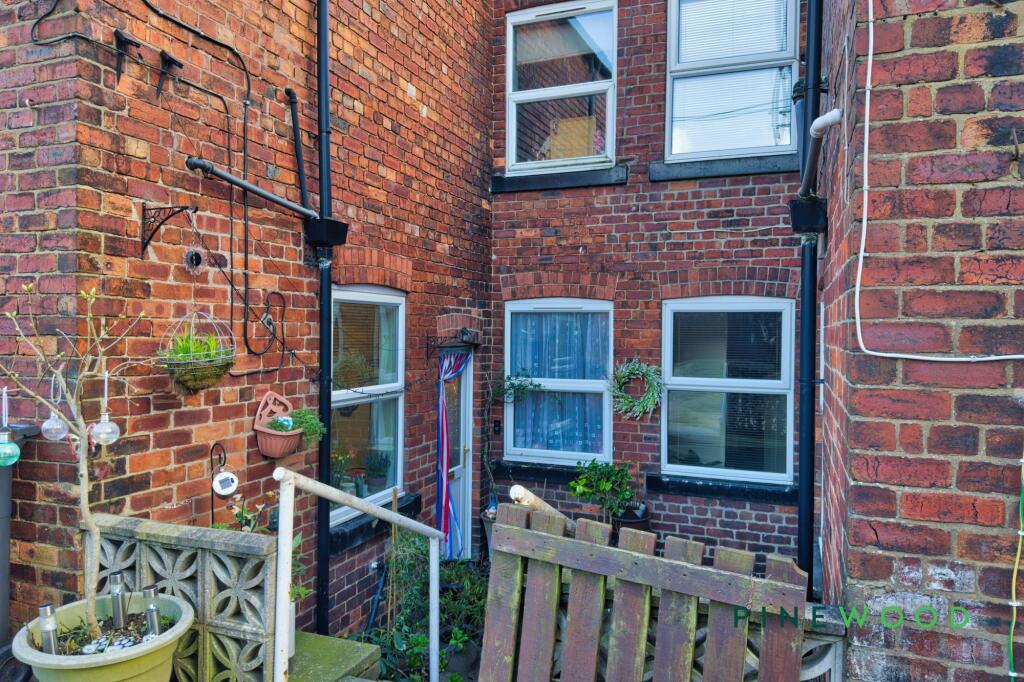 House in Sheffield - View 5