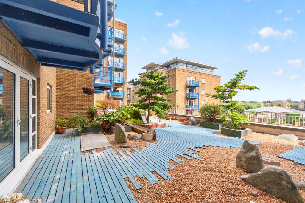 Apartment in London, Ratcliffe, Stepney - View 2