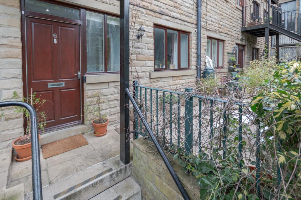 Main image of property: Ferrand Lane, Bingley, West Yorkshire, BD16