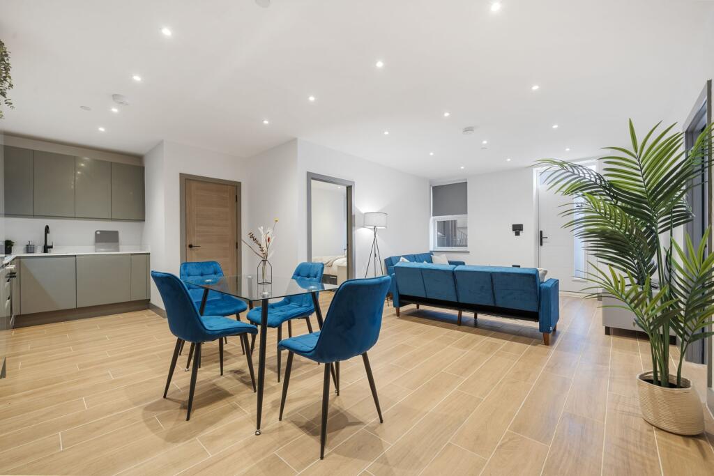 Apartment in London - More