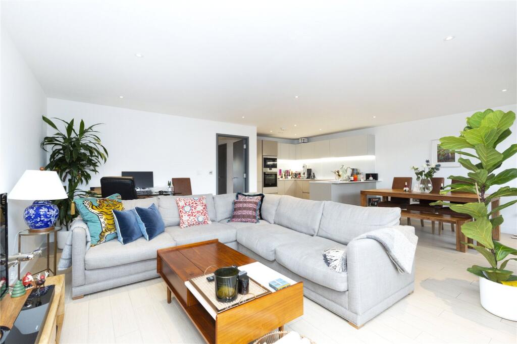 Main image of property: Canalside Square, London, N1