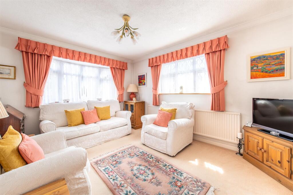 Maidstone Road, Wigmore photo 3