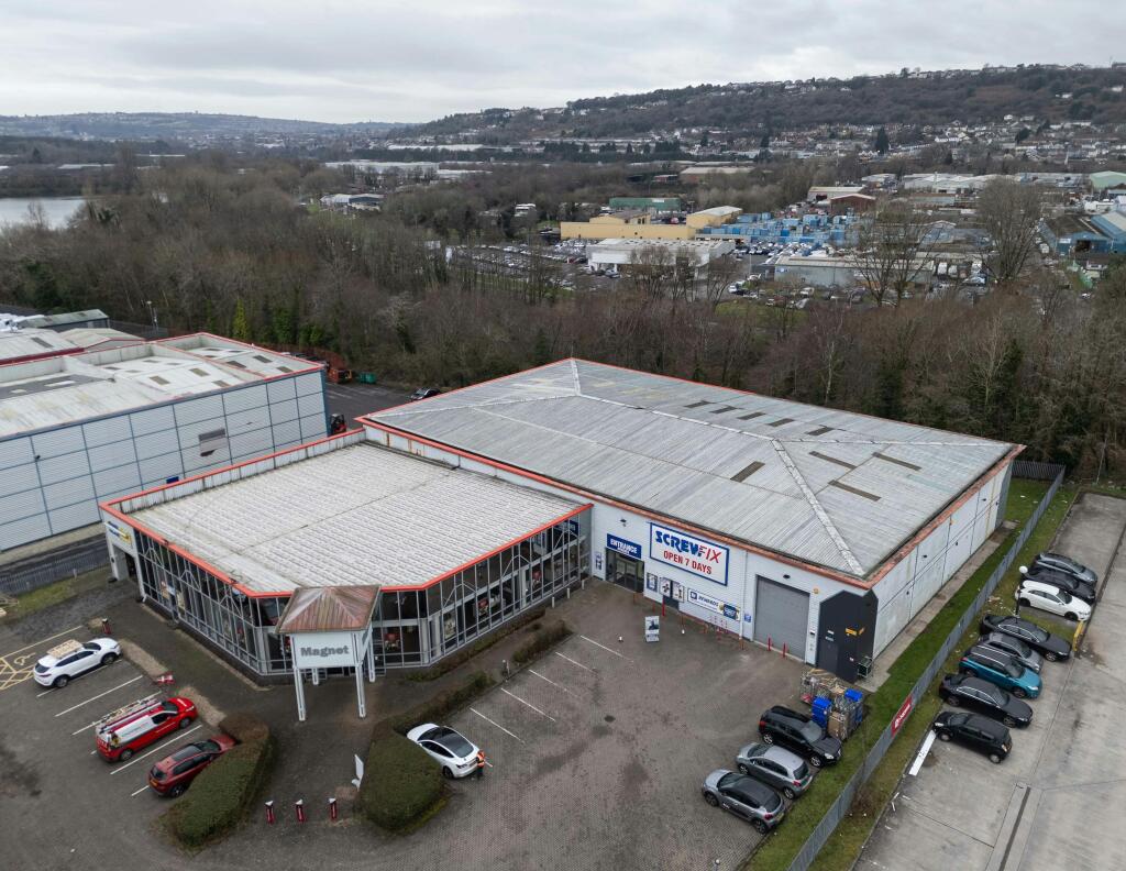 St Philips Trade Park Overalls 8.jpg