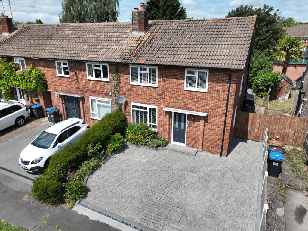 Main image of property: Wheatley Close, Welwyn Garden City, AL7