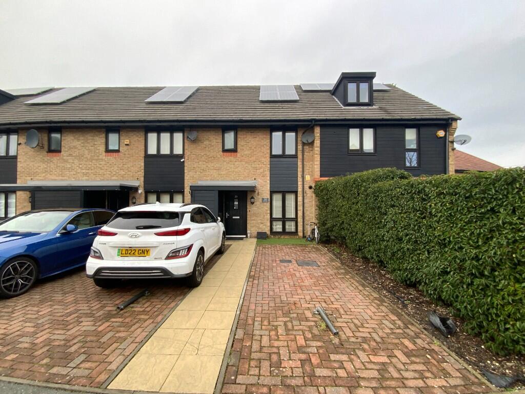 Main image of property: Egbert Close, Hornchurch, London, RM12