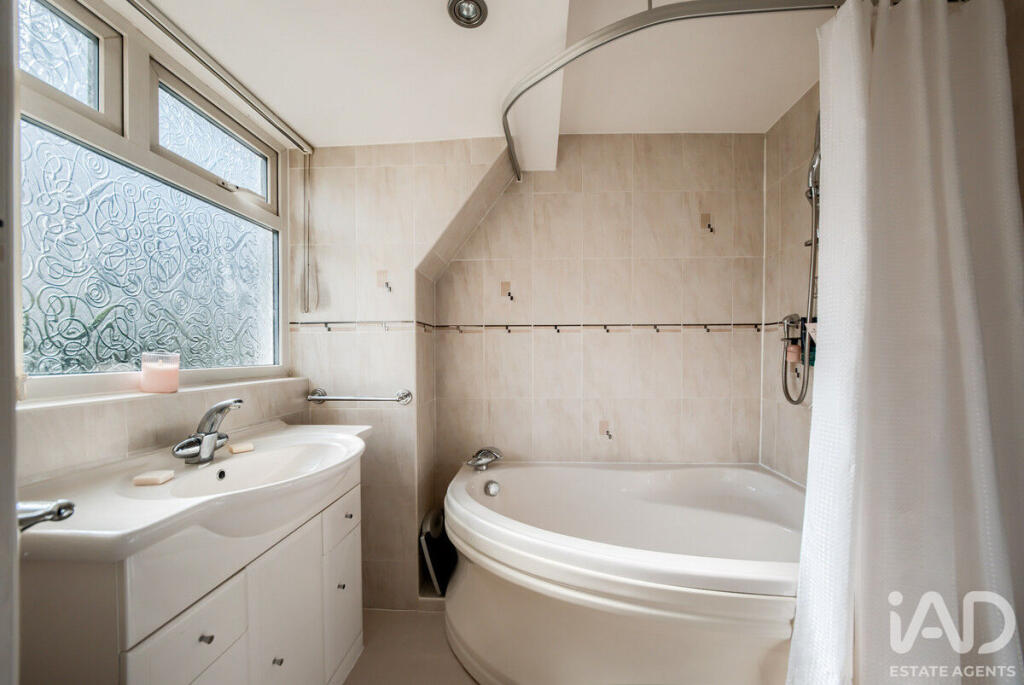 Additional image 12 of Campbells Green, Sheldon, B26