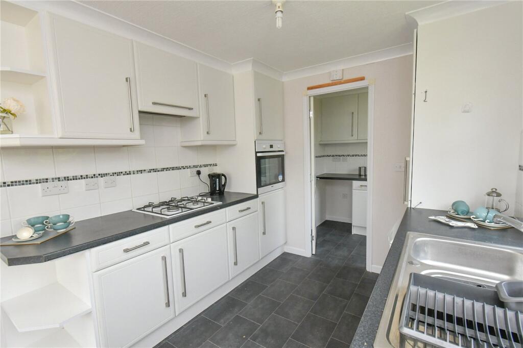 House in Wirral, Liverpool City Region - View 4