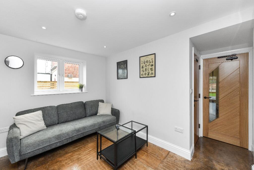 House in Nottingham - View 2