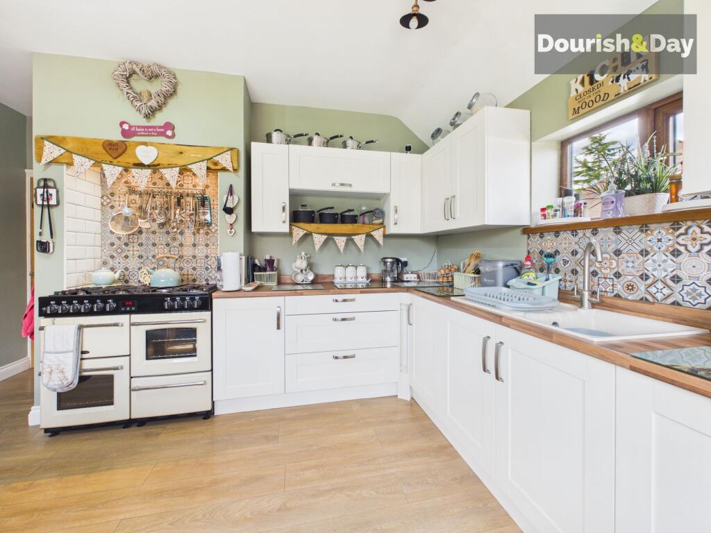 House in Stoke-on-Trent - View 4