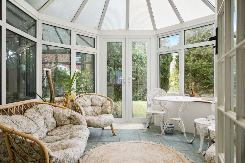 House in Epsom - More