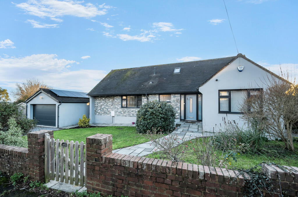 5-bed detached on Park Lane, Pinhoe, Exeter, Devon, £700,000