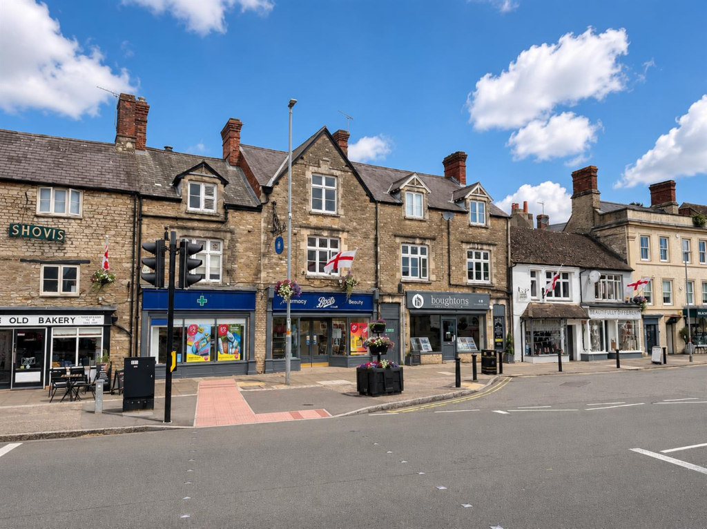 Main image of property: 44 Market Place, Brackley, NN13 7DP