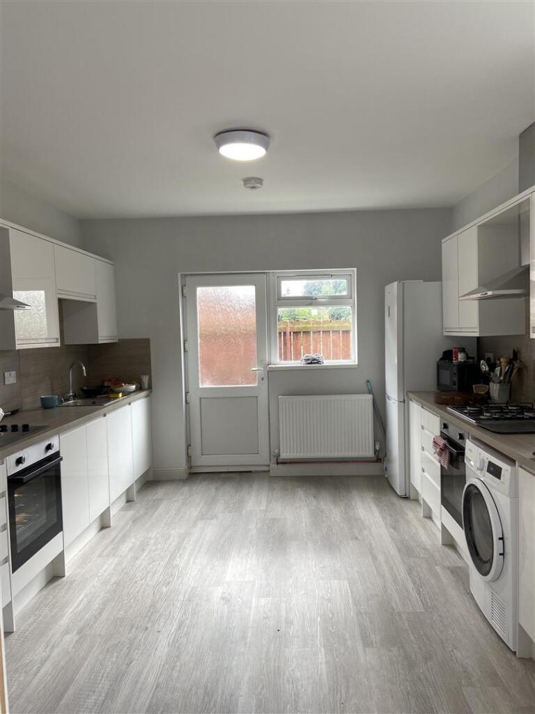 Main image of property: Wellesley Avenue, Hull